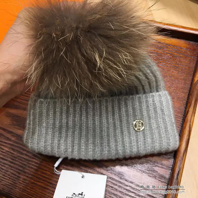愛馬仕HERMES 秋冬新款 時尚爆款狐狸毛球羊絨帽 LLWJ8717